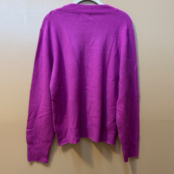 J. Crew Extra Soft Pink Long Sleeve Wool/Acrylic Sweater Size M NWT - Picture 3 of 7